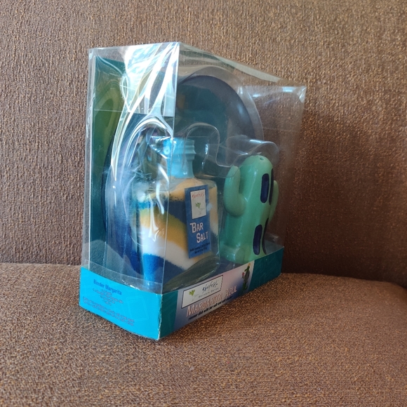 Shonfeld's Barware Series - Margarita Azul,Rimmer Dish, Bar Salt and Salt Shaker - Picture 3 of 6